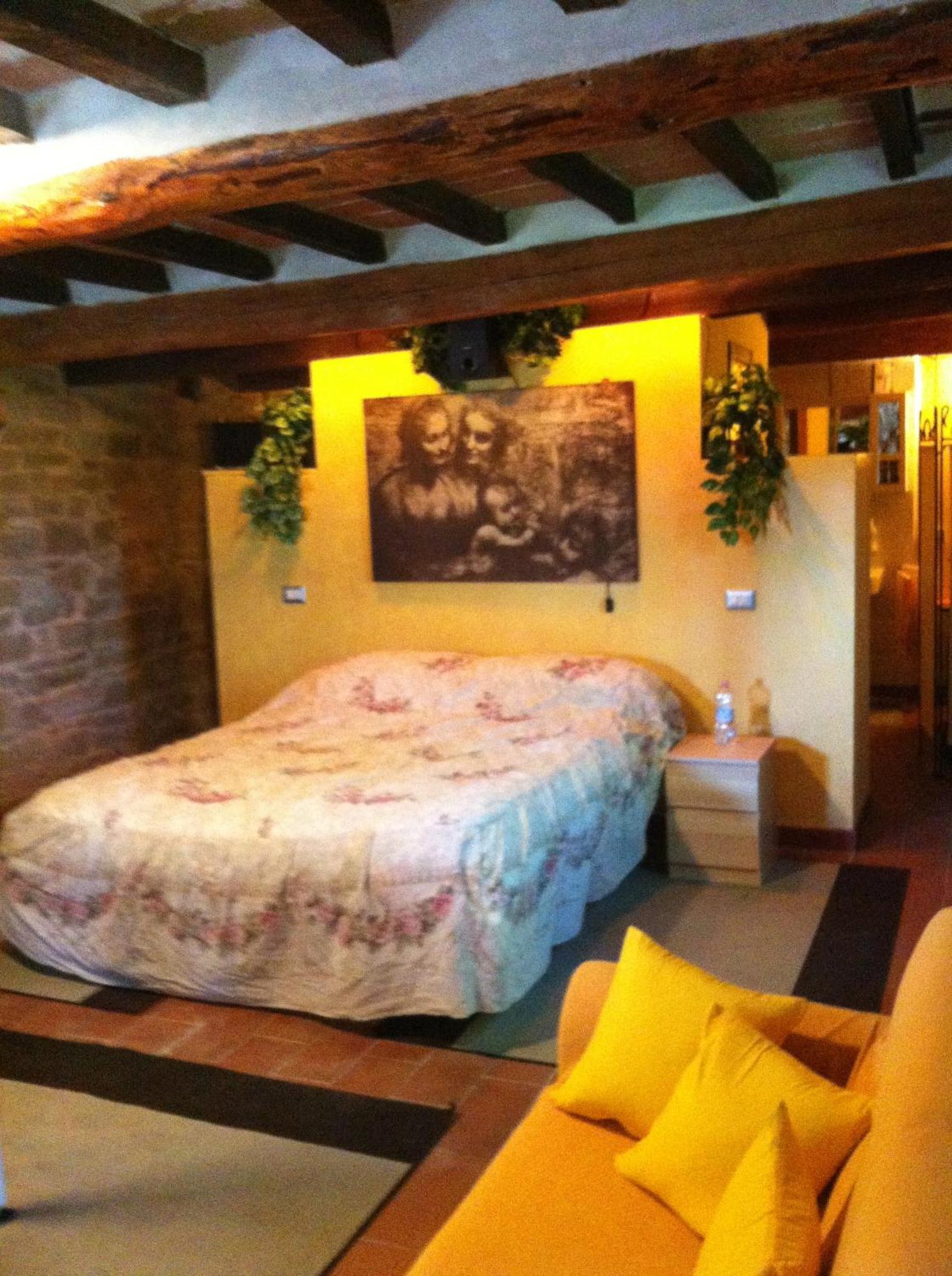 Hostal Pra De Mande Viano Exterior foto