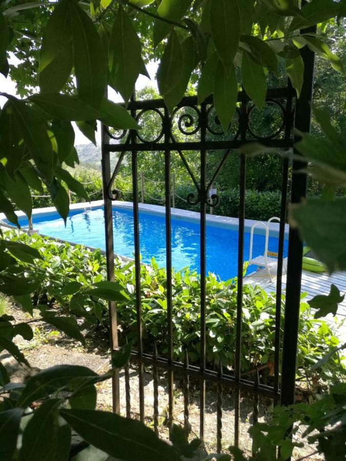 Hostal Pra De Mande Viano Exterior foto